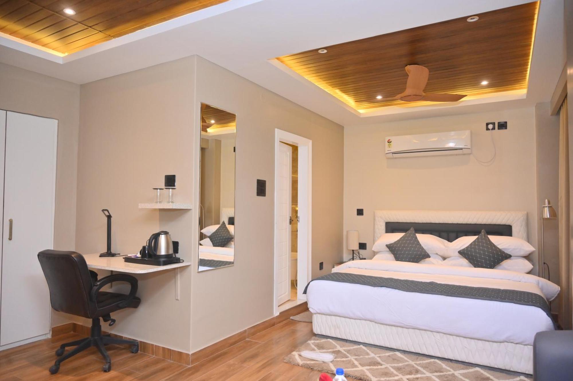 Essence Grandeur Guwahati Exterior foto