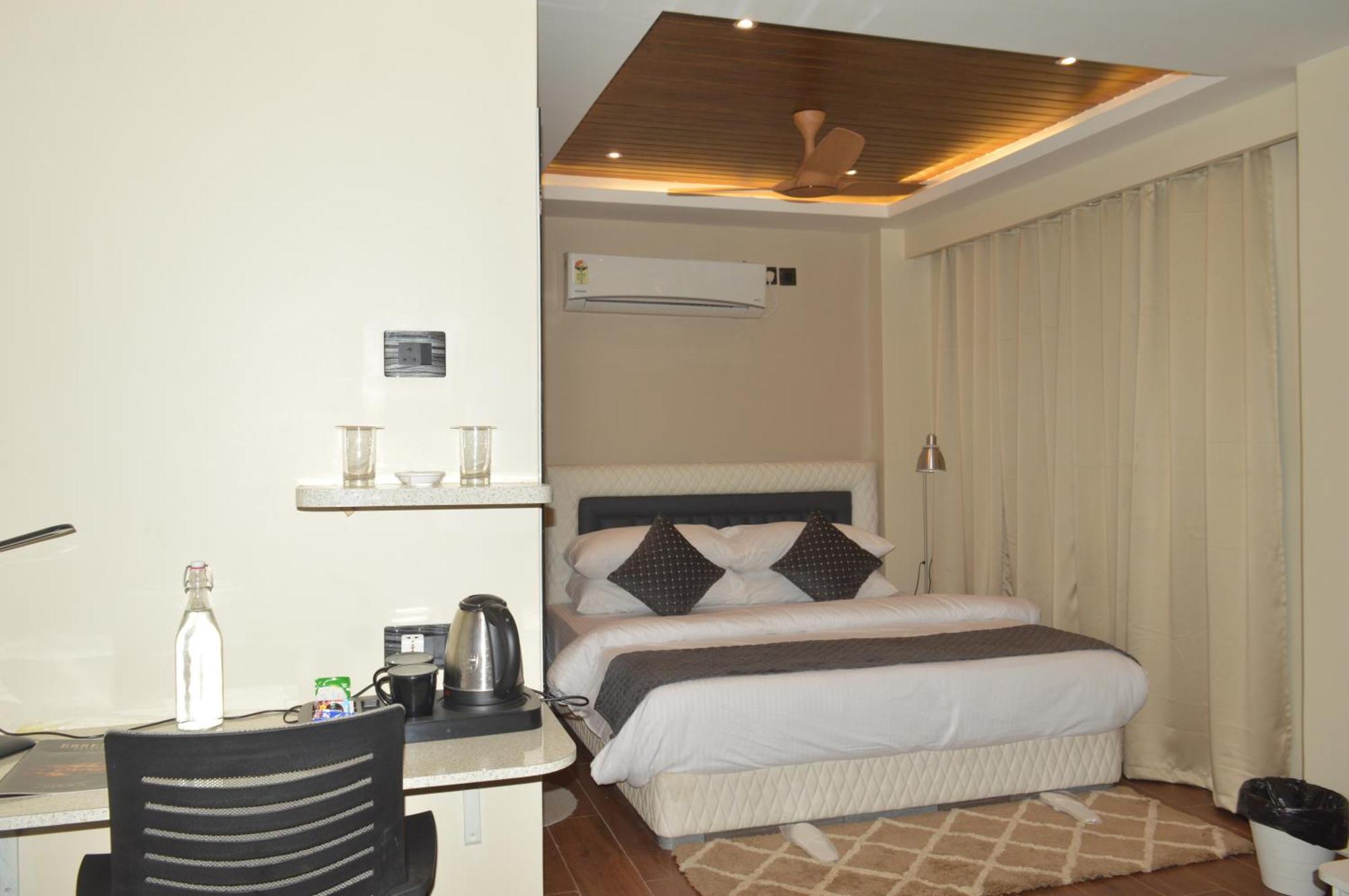 Essence Grandeur Guwahati Exterior foto